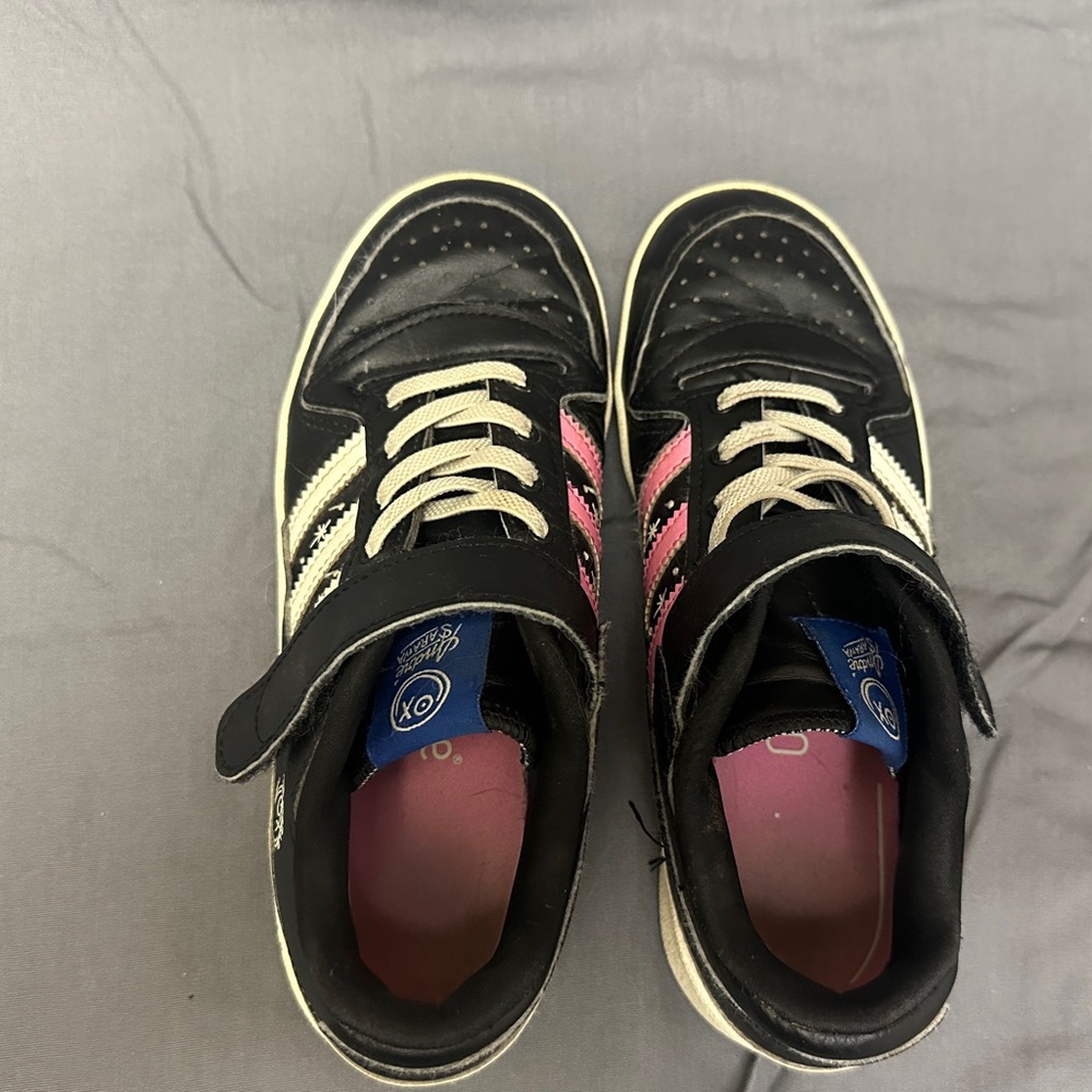 Adidas Black and Pink Sneaker - Picture 8 of 9